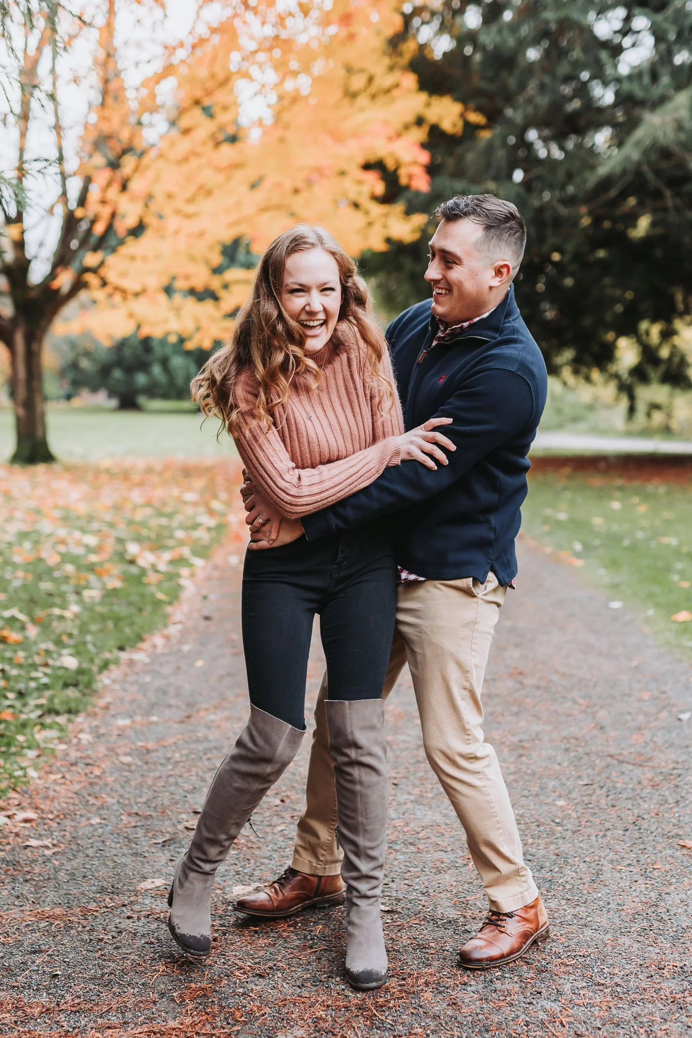 Couple engagement photoshoot at Greenlake Park in Seattle, WA