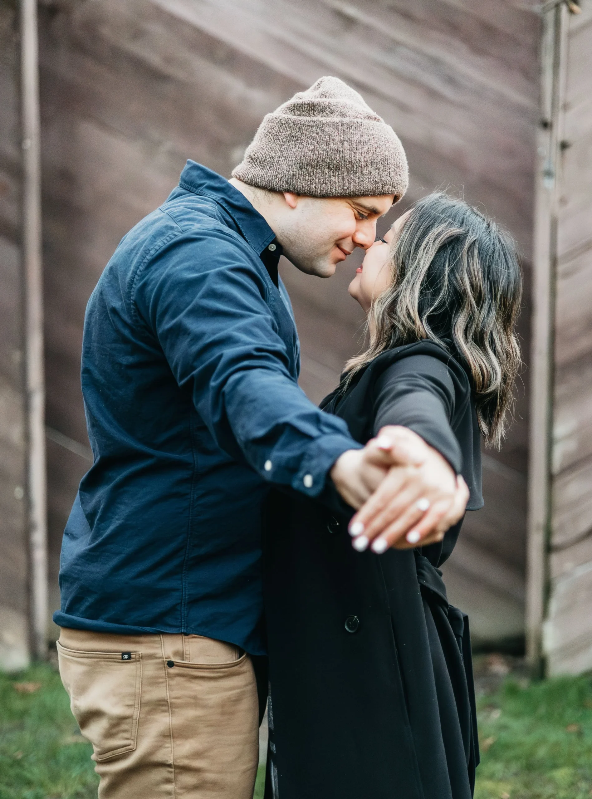 Couple engagement photoshoot at Luther Burbank Park on Mercer Island, WA